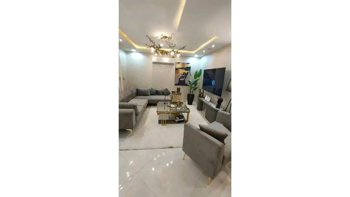 Luxury Building with Distinctive Spaces and Great Amenities