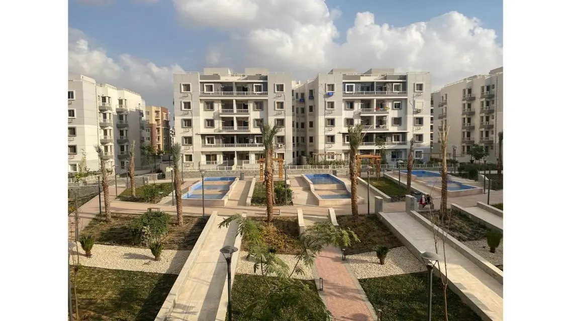Luxury Building with Distinctive Spaces and Great Amenities