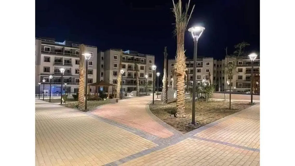 Luxury Building with Distinctive Spaces and Great Amenities