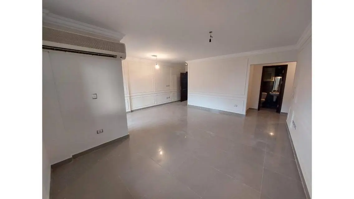 Luxury Building with Distinctive Spaces and Great Amenities