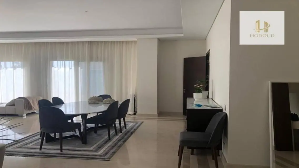 Apartment for Sale in Prime Location - 400 sqm