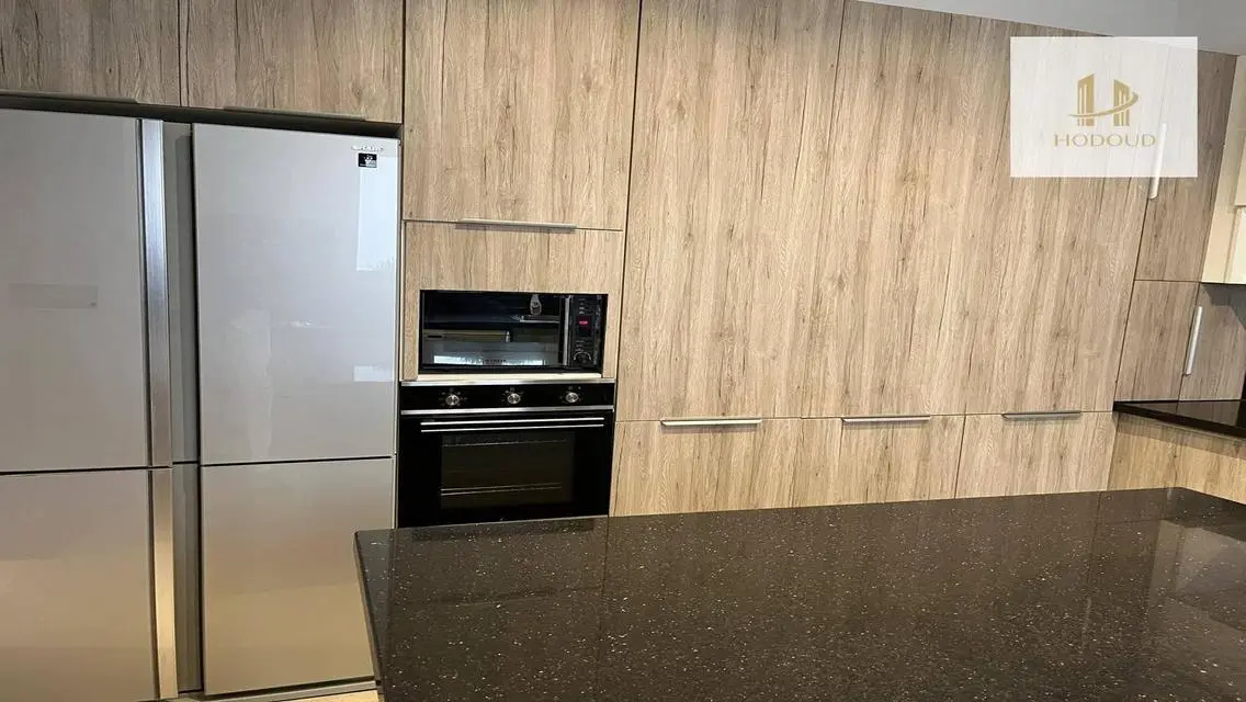 Apartment for Sale in Prime Location - 400 sqm