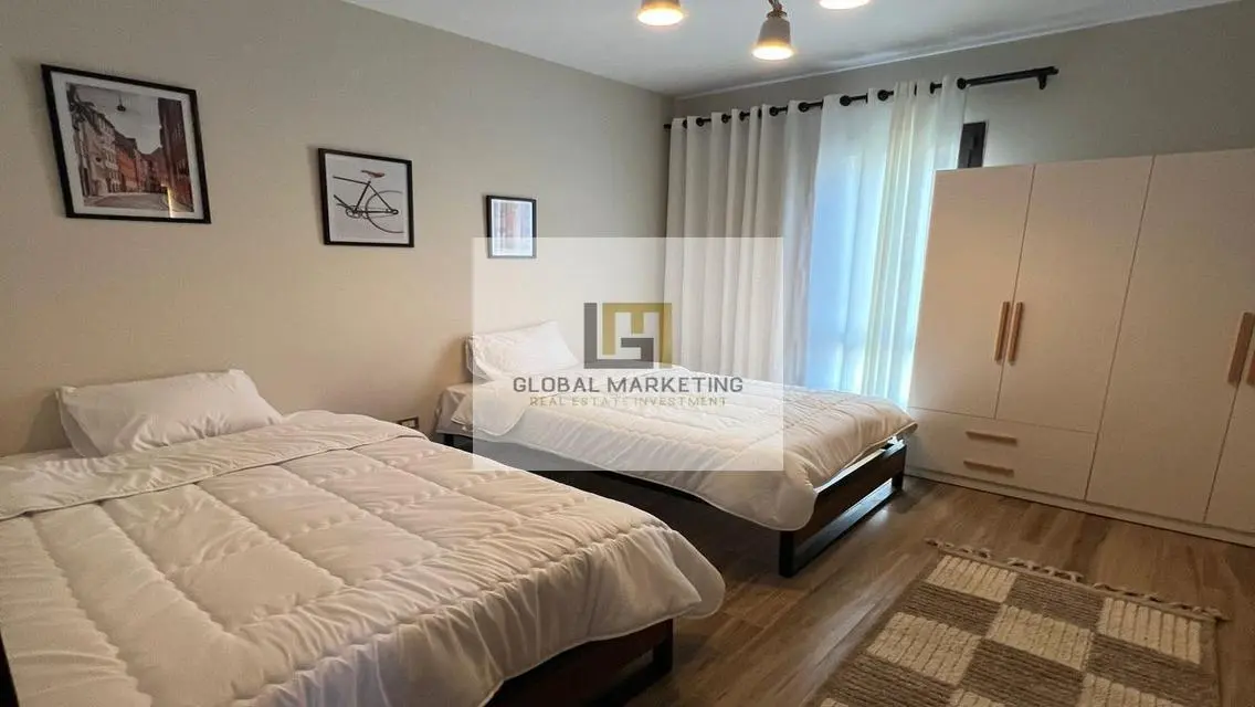 Luxury Apartment with Lakes and Premium Amenities