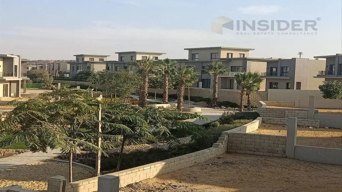 Luxury Living: 3-Bedroom Apartment with Private Pool