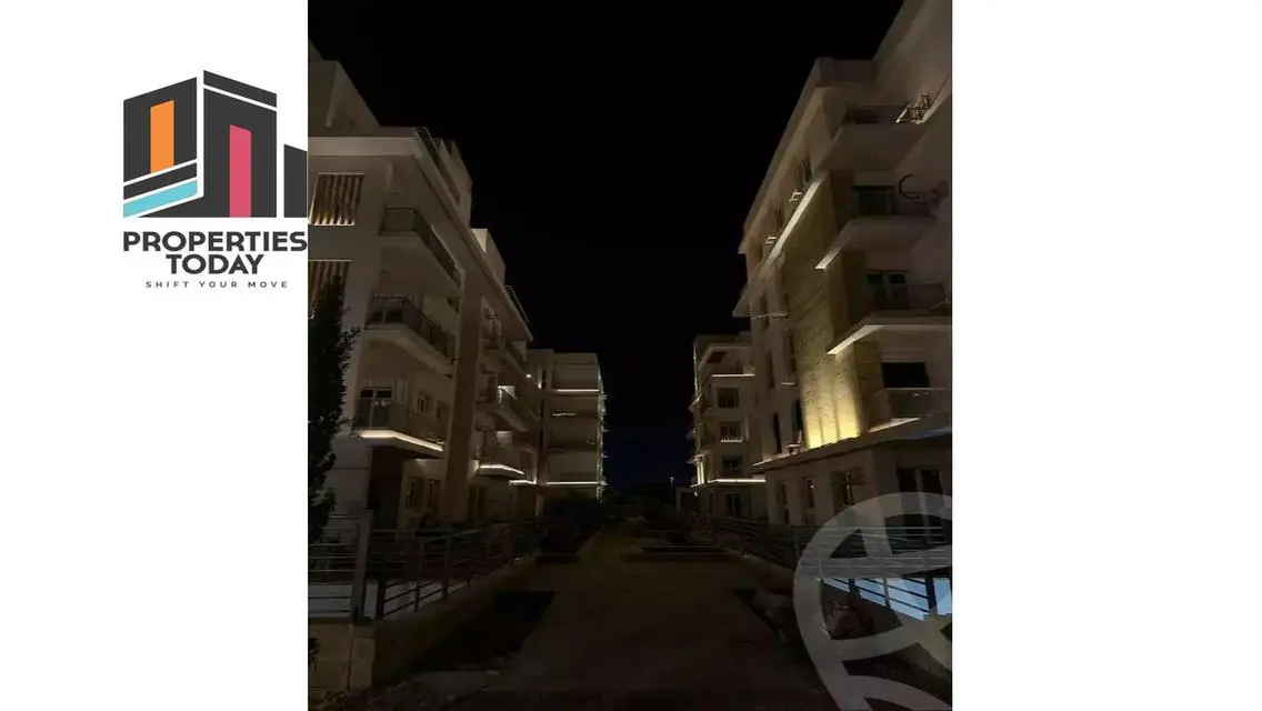 شقة فاخرة مع شرفة وغرفة دراسة - 2551775 جنيها
