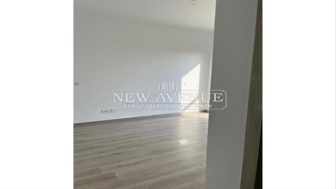 Luxury Apartment with Private Garden in Prime Location