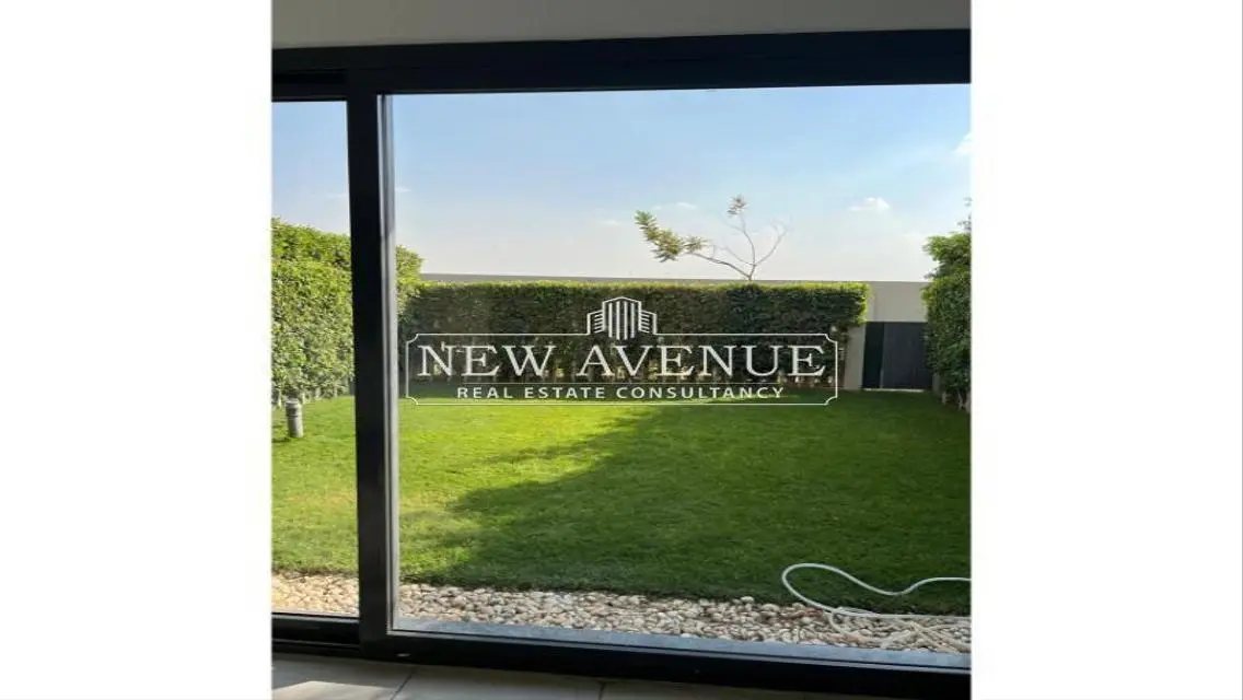 Luxury Apartment with Private Garden in Prime Location