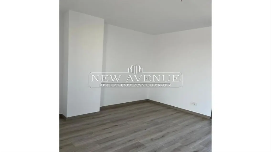 Luxury Apartment with Private Garden in Prime Location