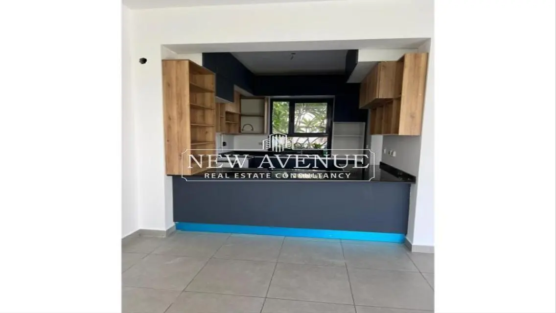 Luxury Apartment with Private Garden in Prime Location