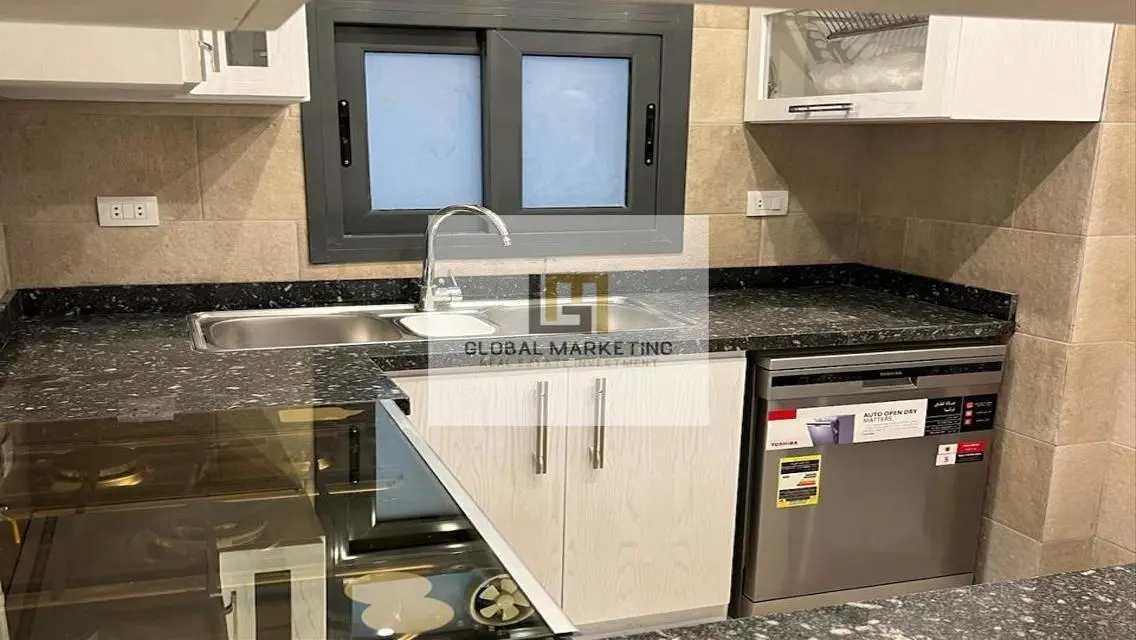 Luxury Apartment for Sale - 150 m² with Lake View