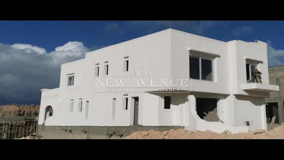 Luxury 3-Bedroom Apartment with Private Garden and Balcony