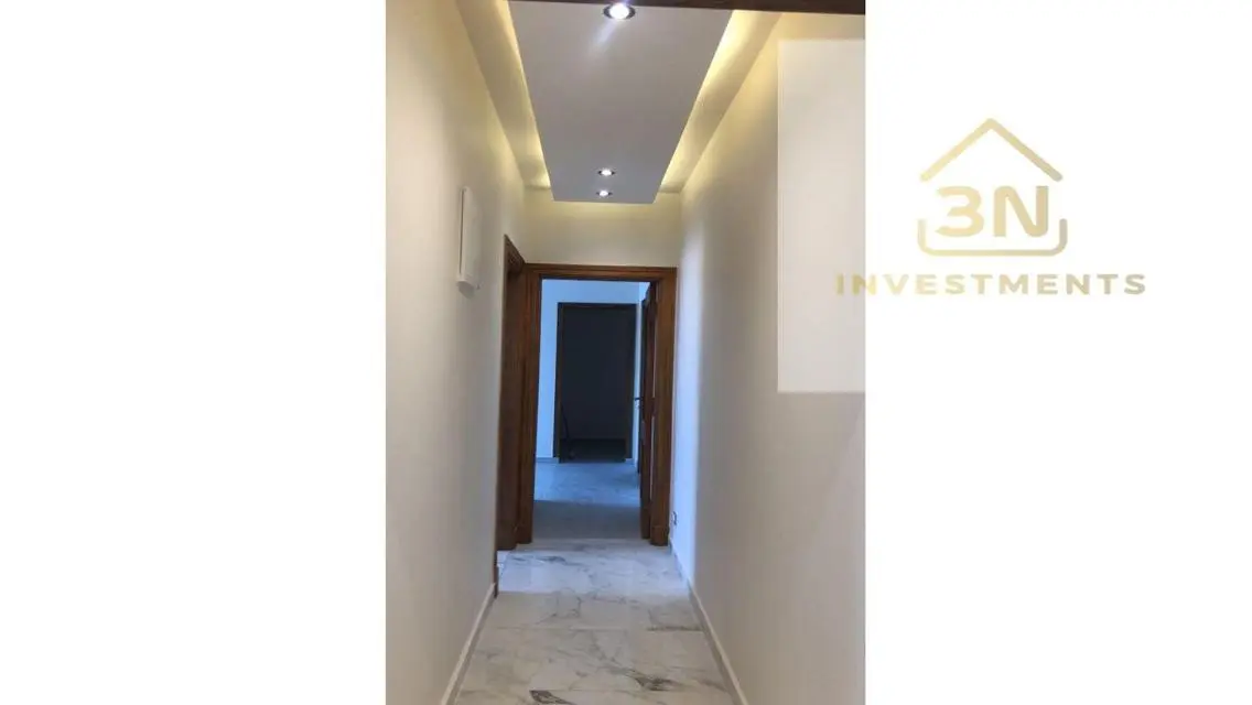 Luxury Apartment for Rent in ESR43-2-127-70