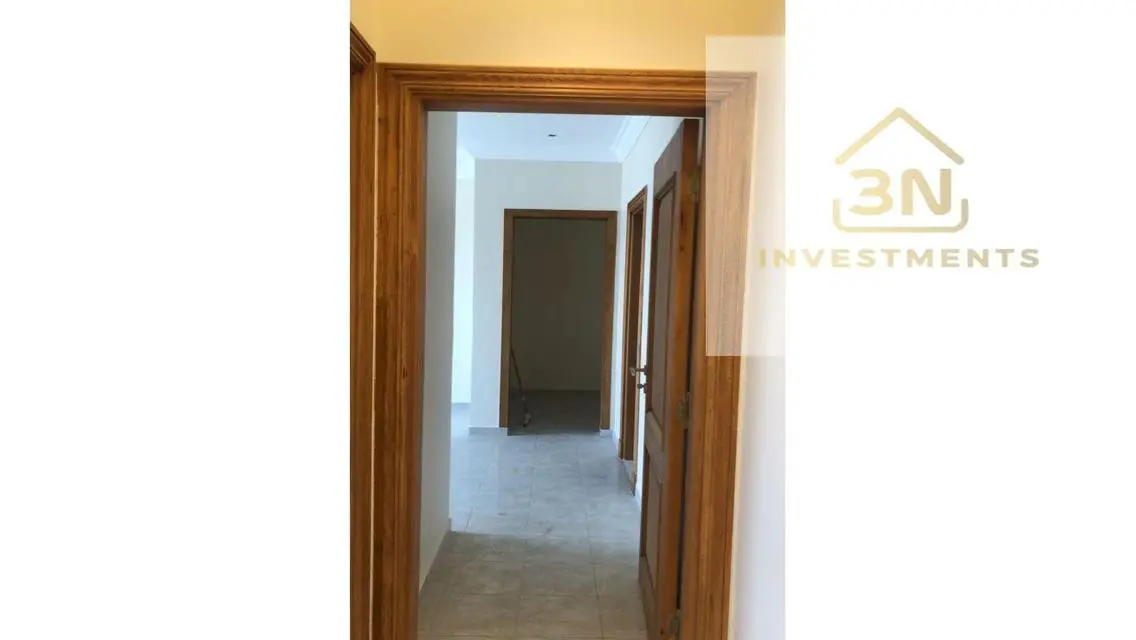 Luxury Apartment for Rent in ESR43-2-127-70