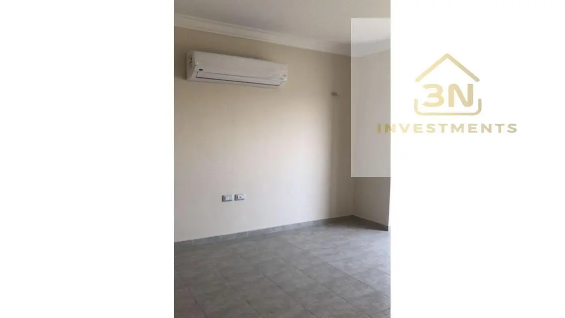 Luxury Apartment for Rent in ESR43-2-127-70