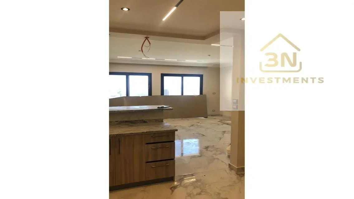 Luxury Apartment for Rent in ESR43-2-127-70