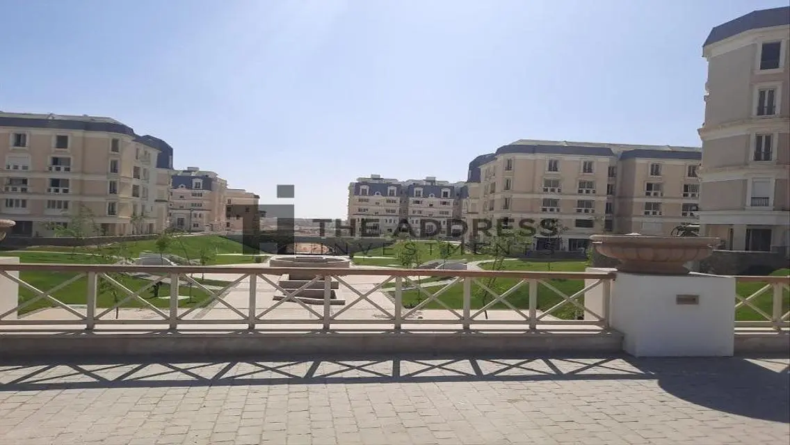 فيلا فخمة للبيع مع حدائق خاصة ومرافق ممتعة
