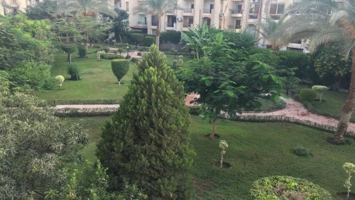 شقة فاخرة 90 متر بمسبح خاص وإطلالات جميلة