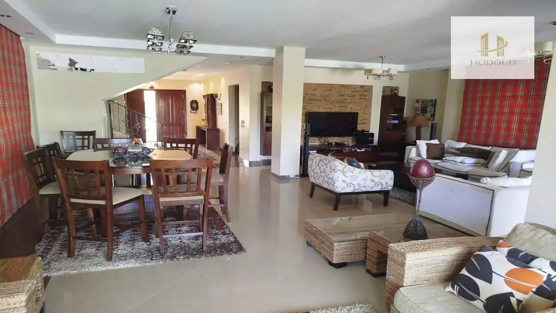 Luxury Villa for Sale with Private Garden and Children's Pool