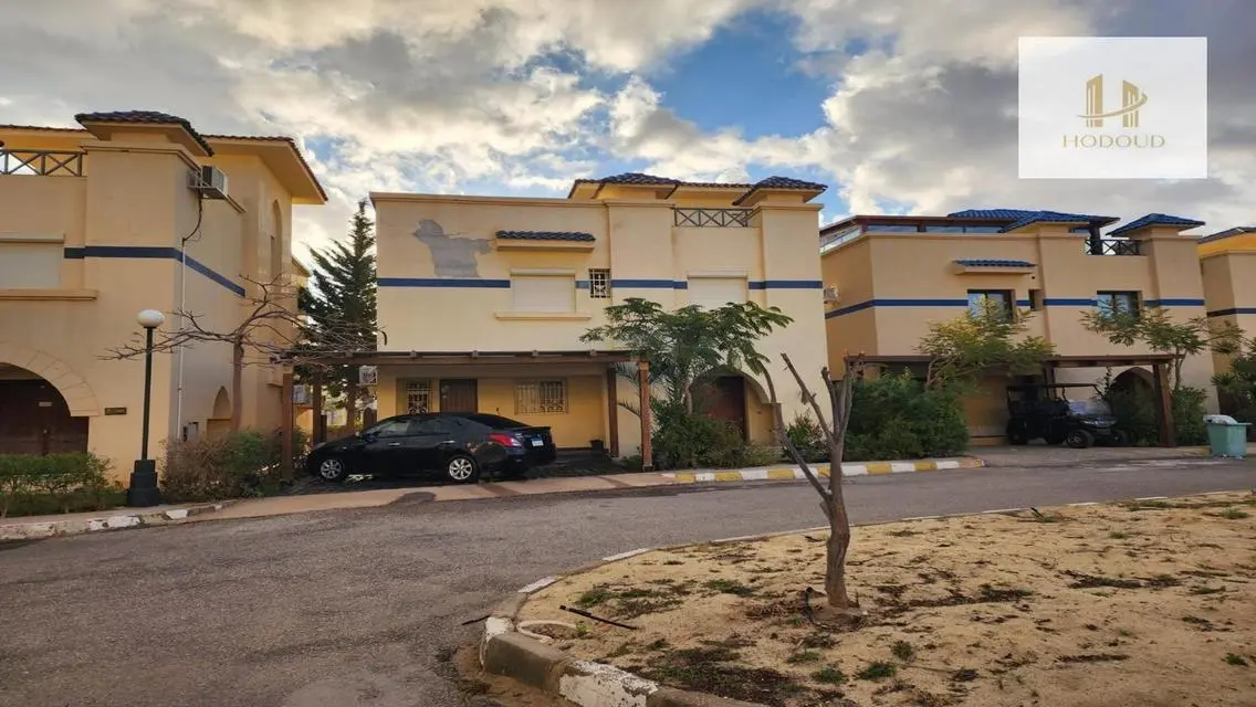 Luxury Villa for Sale with Private Garden and Children's Pool