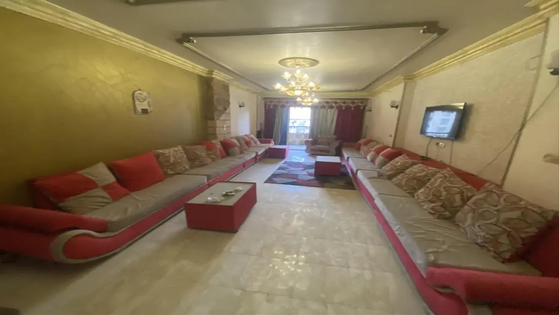 شقة A-Class بمساحة فاخرة 230 متر - 3 غرف نوم - 2 حمام