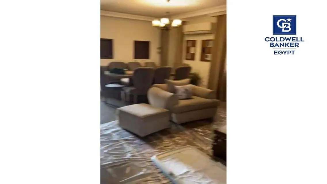 شقة رائعة للبيع مساحتها 250 متر