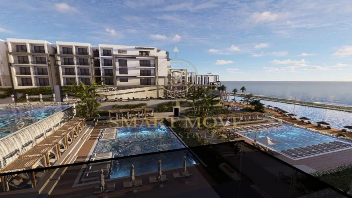Luxury Apartment at 0-5-2026 with Lake View