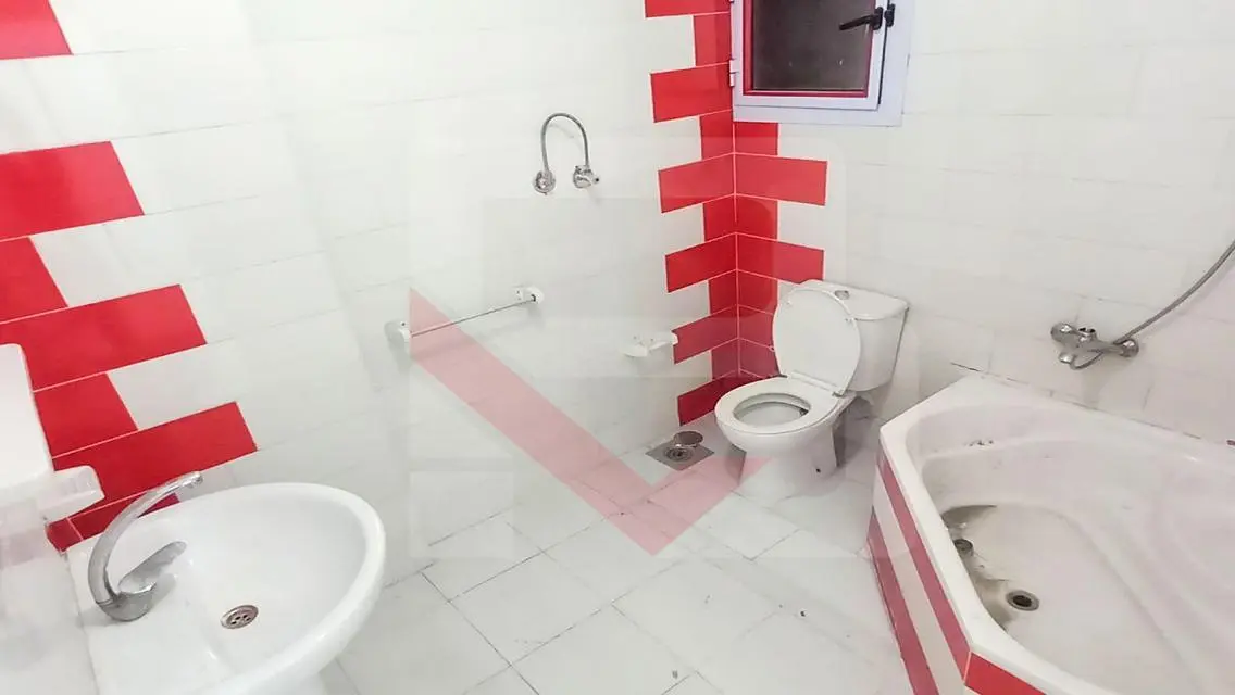 شقة فاخرة للبيع بوجهة مميزة