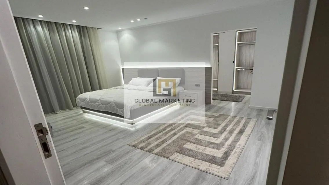 Luxury Apartment for Sale Overlooking Lakes in Shahd Nabil Area
