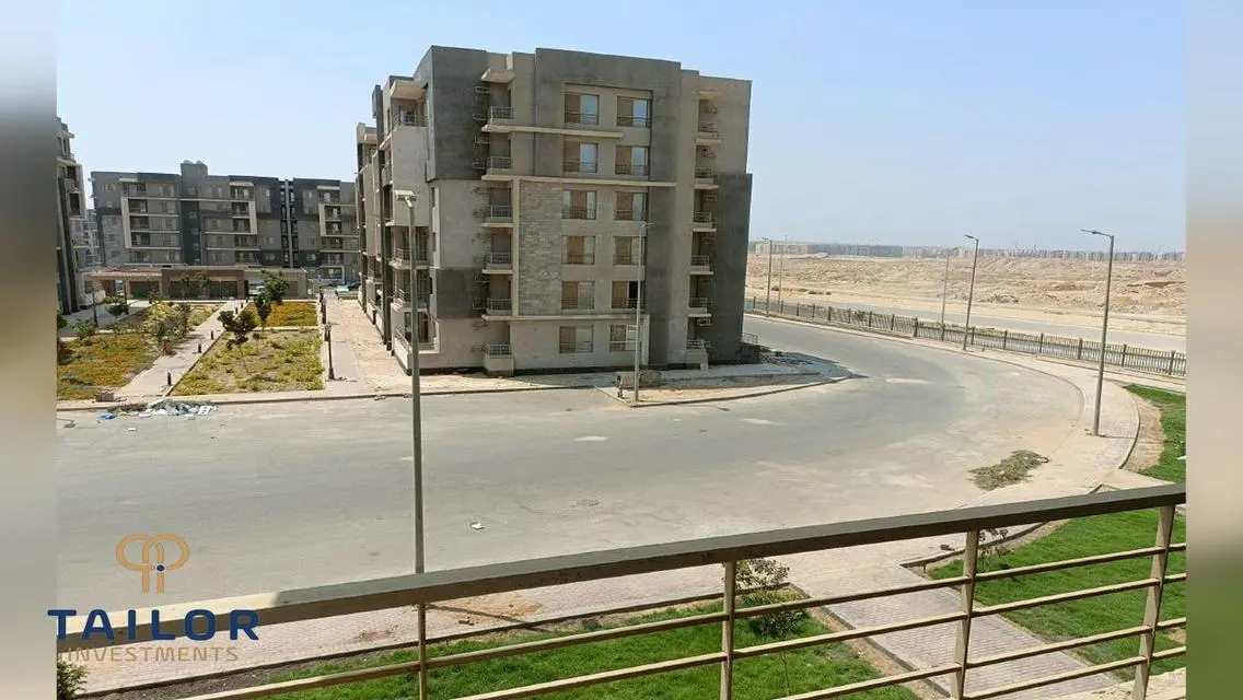 شقة فاخرة للبيع بمساحة واسعة