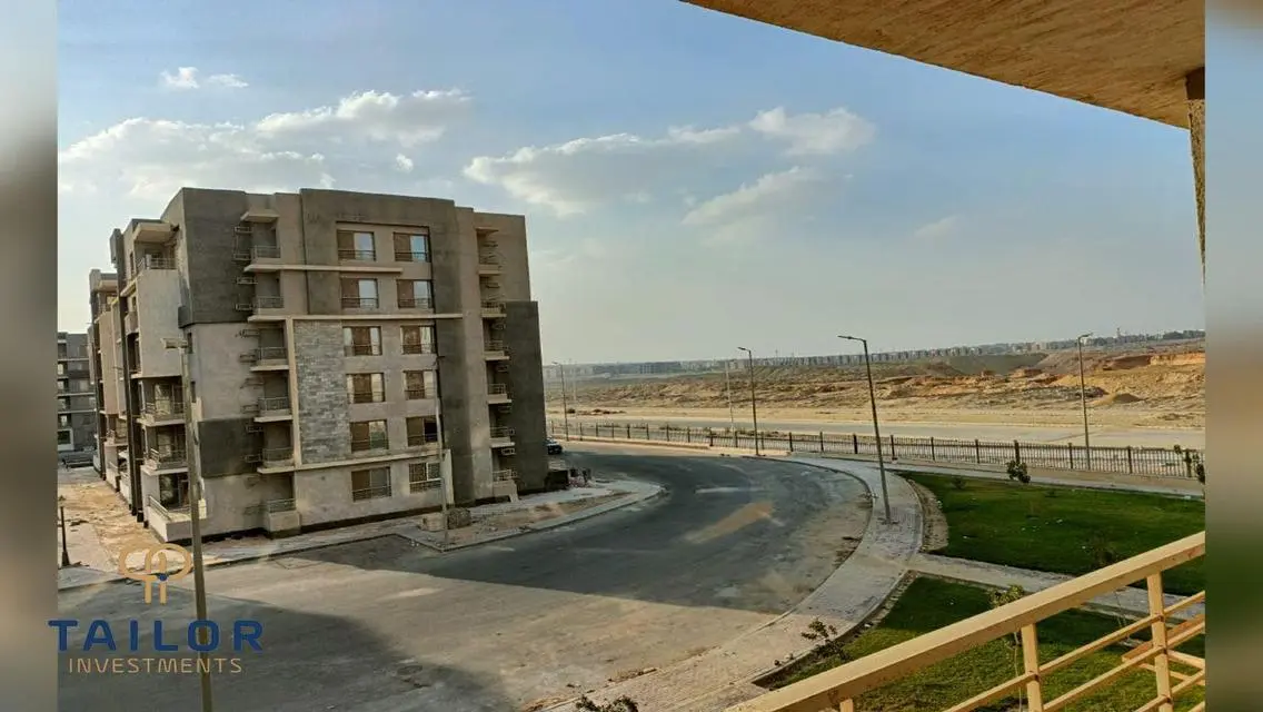 شقة فاخرة للبيع بمساحة واسعة