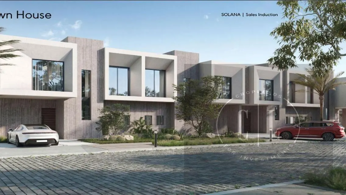 Amazing Corner Town House in Prime Location - Solana