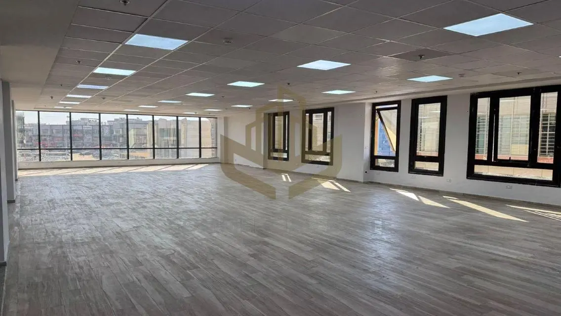 Modern Commercial Office in State 8 at an Attractive Price