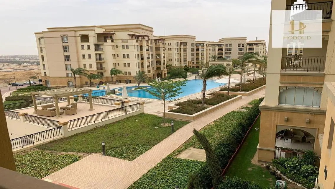شقة للايجار بمساحة 236 متر