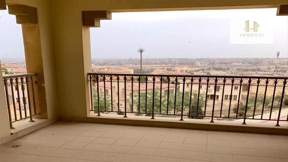 شقة للايجار بمساحة 236 متر