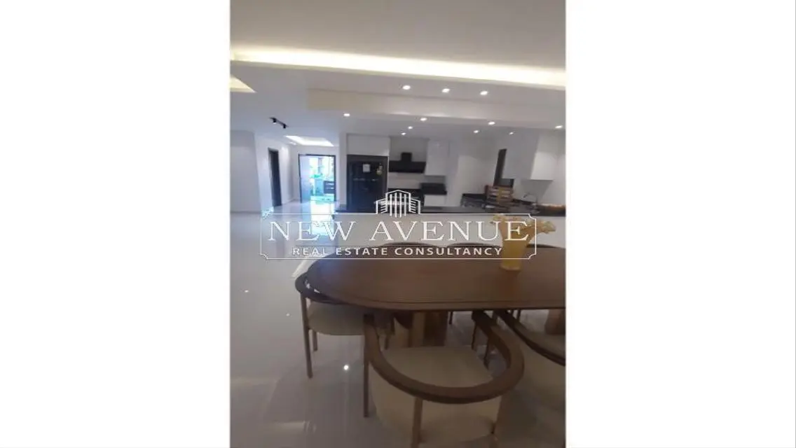 Luxurious Home with Private Garden and Stunning Views