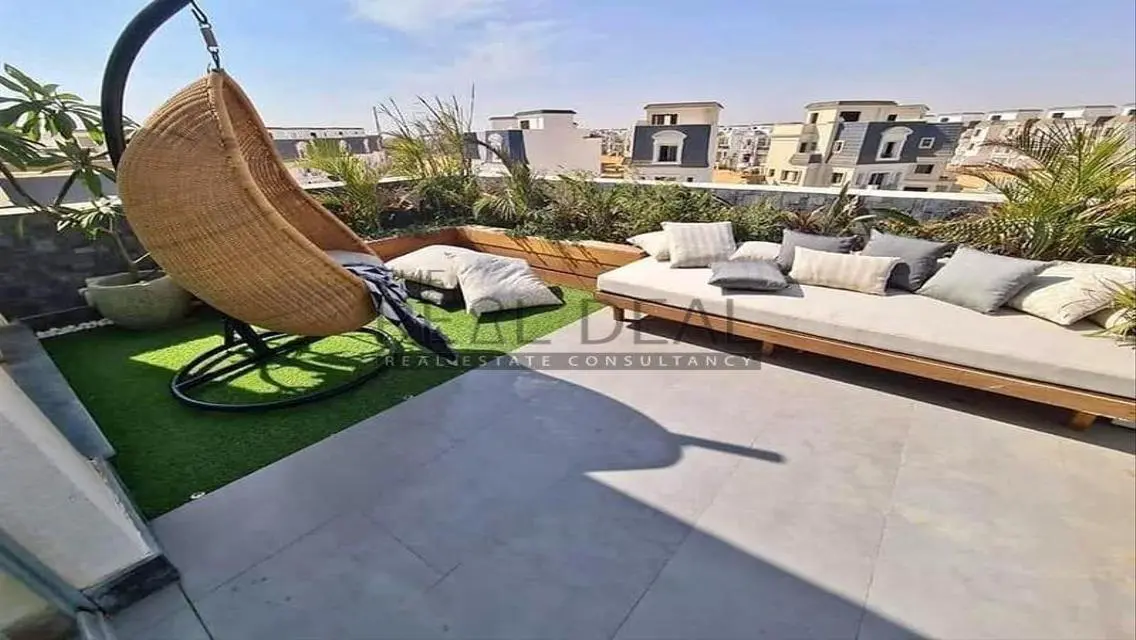 Luxury Villa with Mountain View in Hyde Park