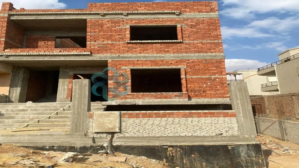 Luxury Villa for Sale in Prime Location