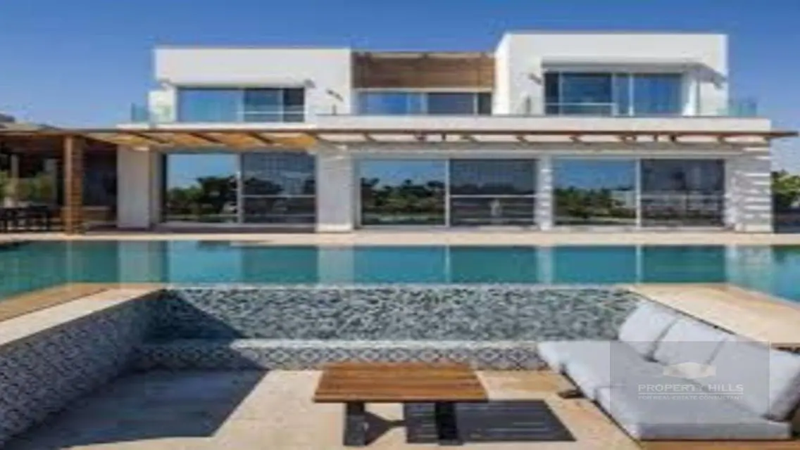 Luxury Apartment for Rent in 16M-230