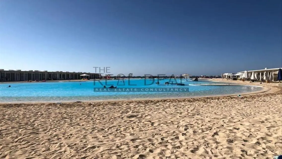 شقة فاخرة بإطلالة على البحر في فوكا باي