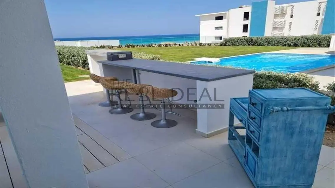 شقة فاخرة بإطلالة على البحر في فوكا باي