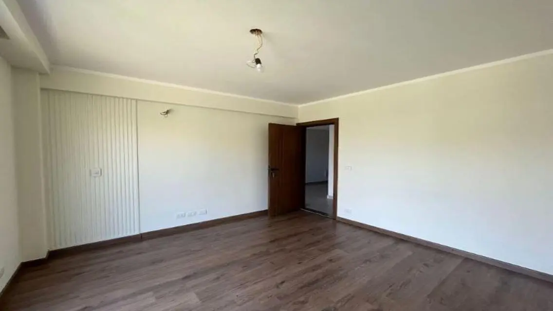 Luxury Apartment with Private Garden and Shared Pool