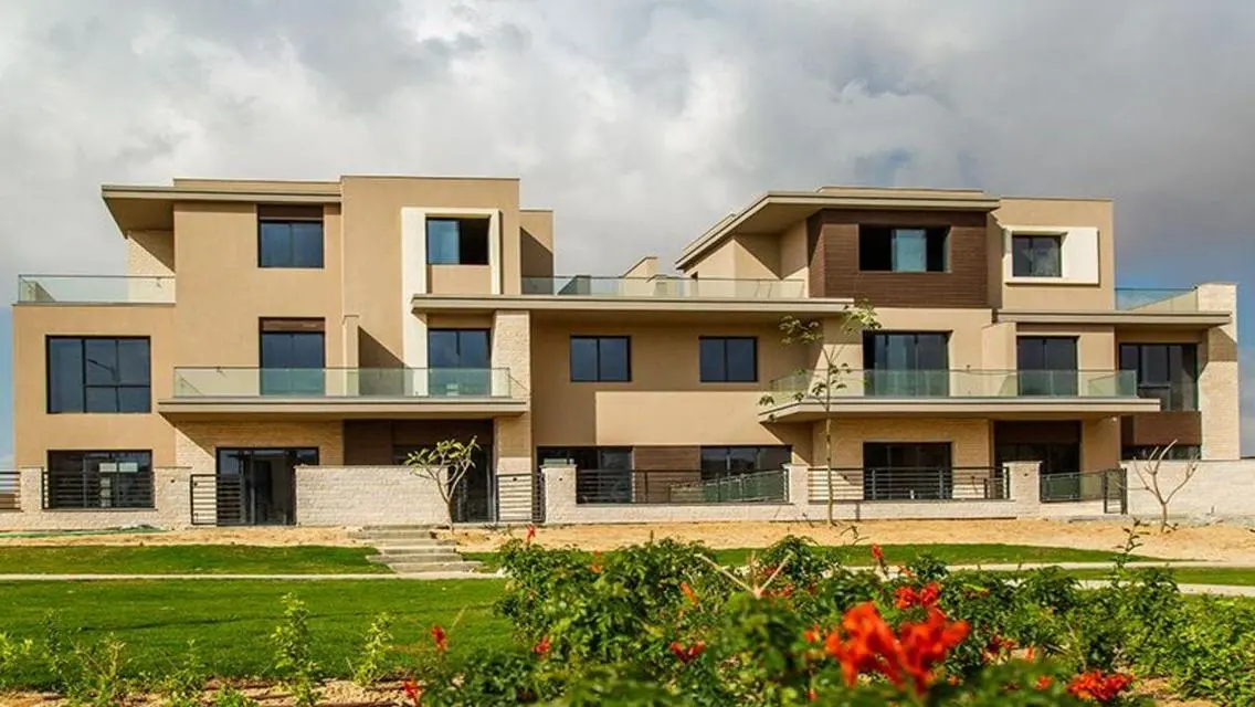 Luxury Apartment with Private Garden and Shared Pool