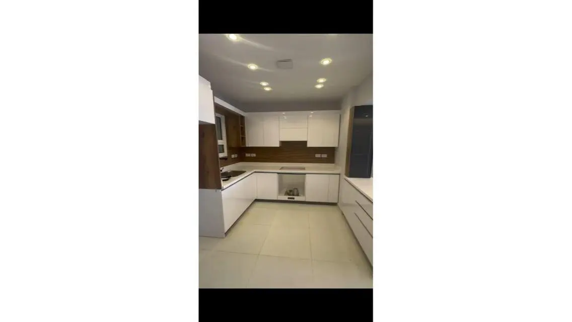 Luxury Apartment with a Modern Design - 165 sqm in the Heart