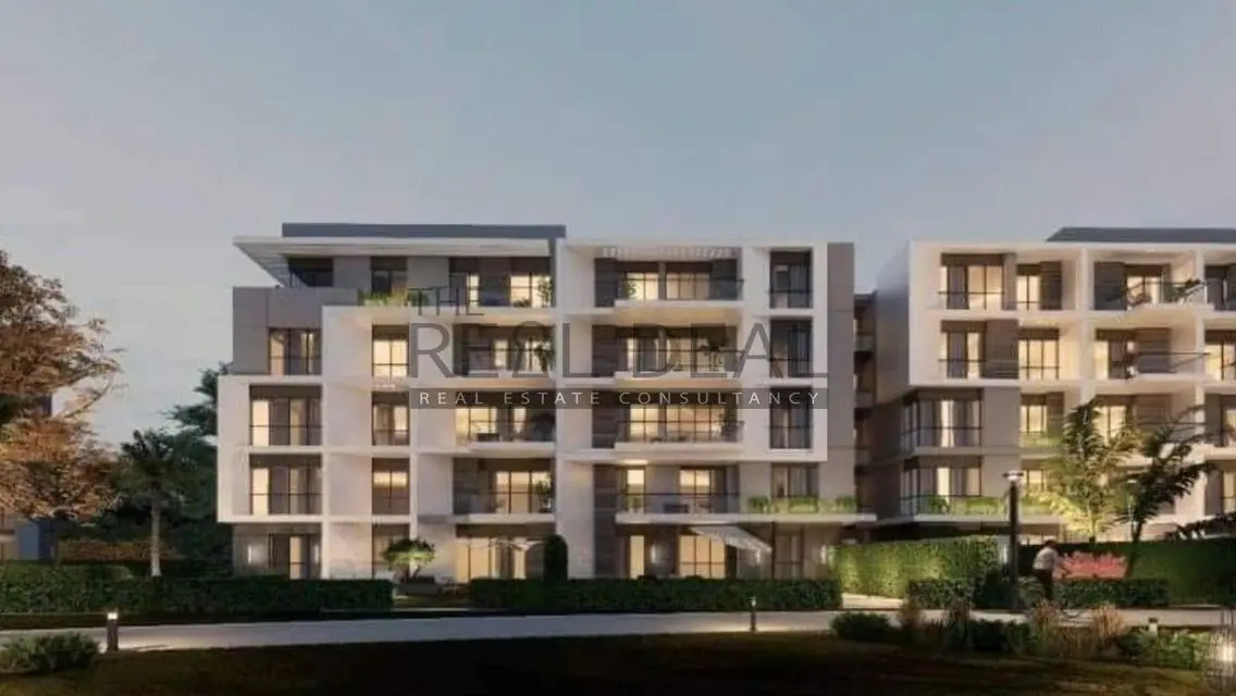 Luxury Apartment in Club Hills - October