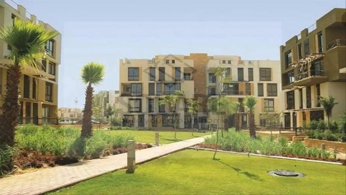 Luxurious 3 Bedroom Apartment with Private Garden