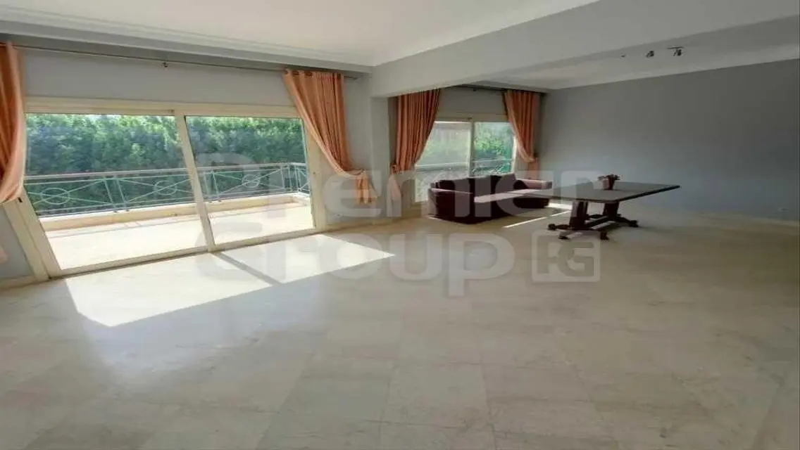 Luxury Apartment with Study Room and Full Amenities for Sale