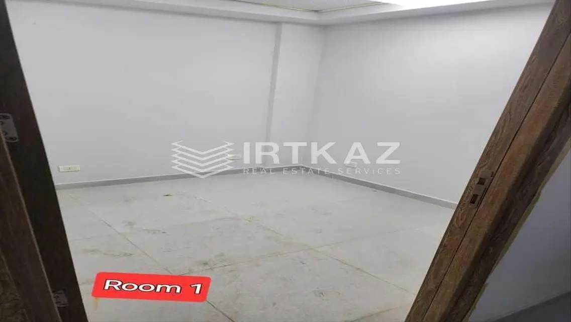 شقة فاخرة بمساحة واسعة للبيع