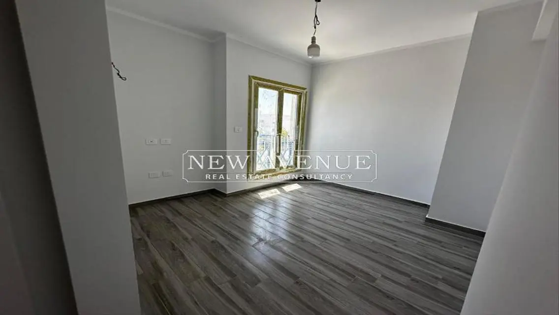 Luxurious Apartment with Balcony in the Heart of the City