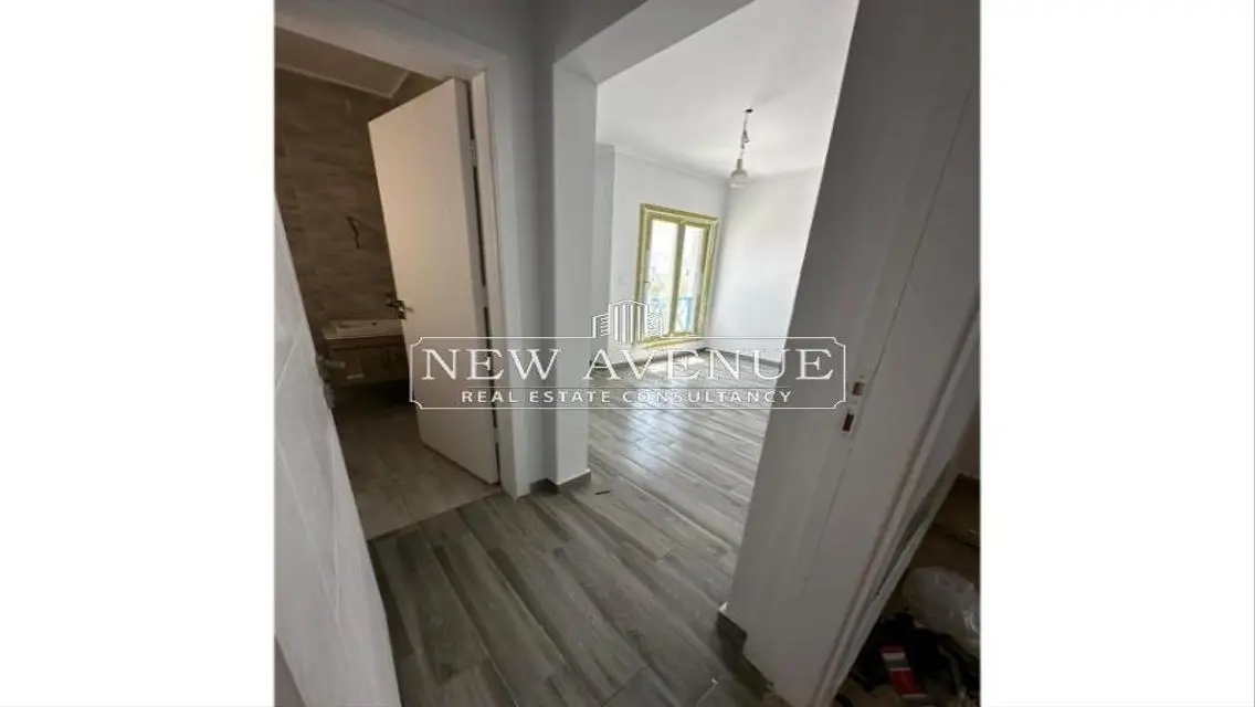 Luxurious Apartment with Balcony in the Heart of the City
