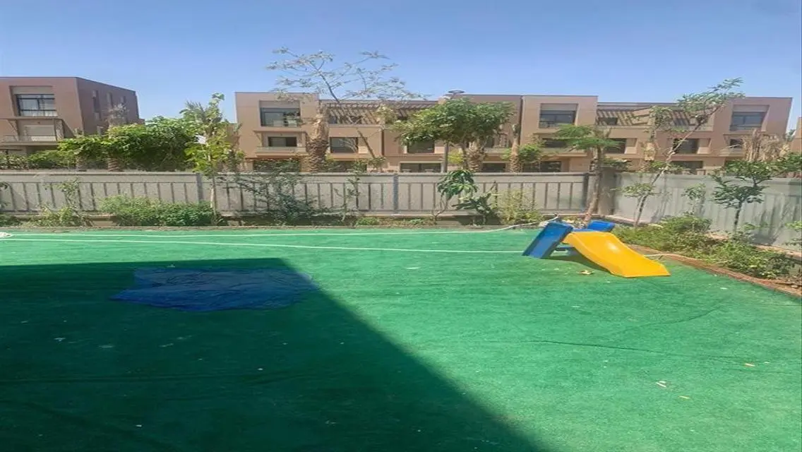 Luxury Villa for Sale - 5 Bedrooms with Private Garden